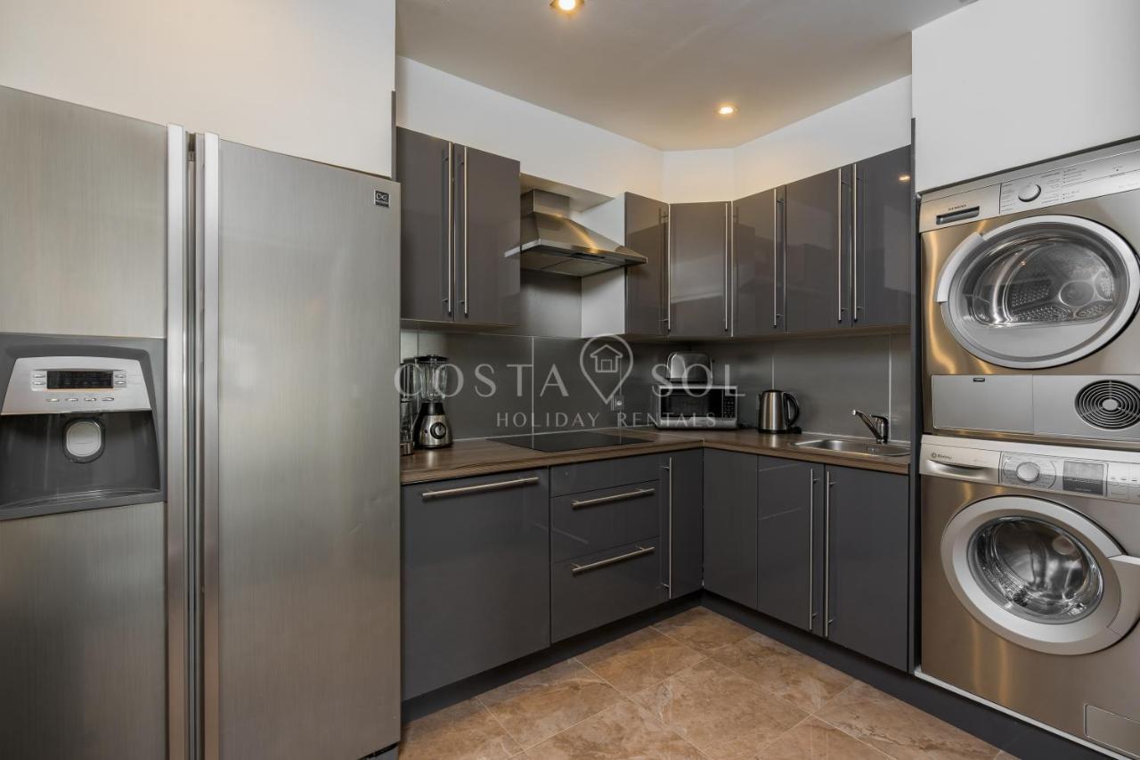 Puerto Marina-Benalmadena Luxury Apartment Dentro De La Isla Extérieur photo